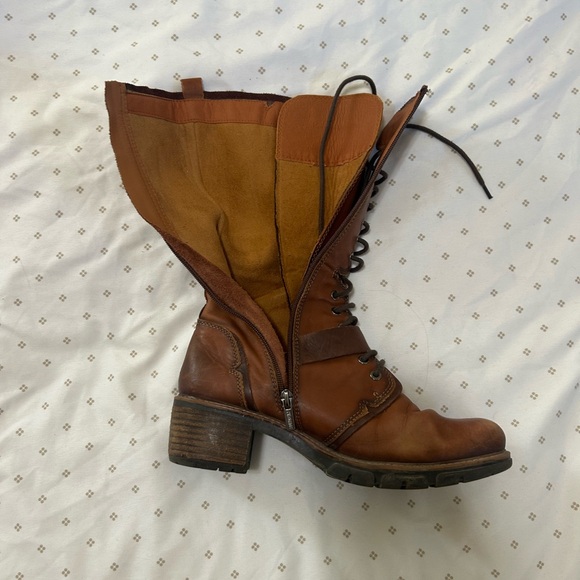 PIKOLINOS Chestnut Leather Combat Boots with patina - Picture 5 of 8